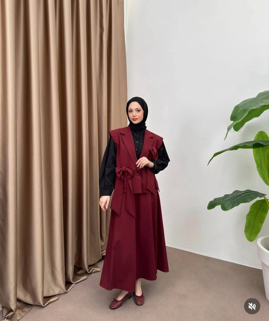 Elegant Vest and Skirt Set