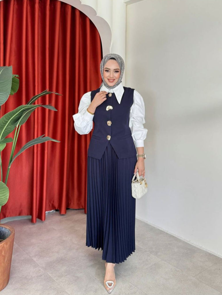 Elegant Modest Two-Piece Pleated Skirt Set – Sleeveless Vest & Skirt