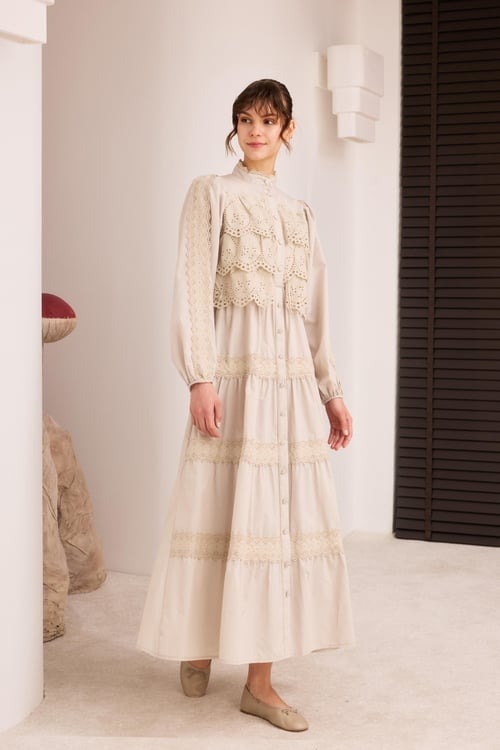 Cyrus Lace Panel Maxi Dress – The Levant Swan