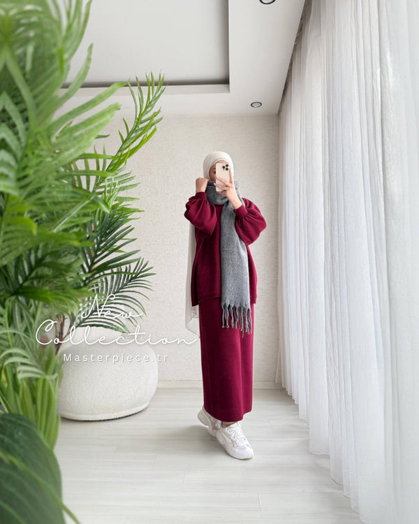 Women’s Modest Two-Piece Knit Set – Top & Maxi Skirt